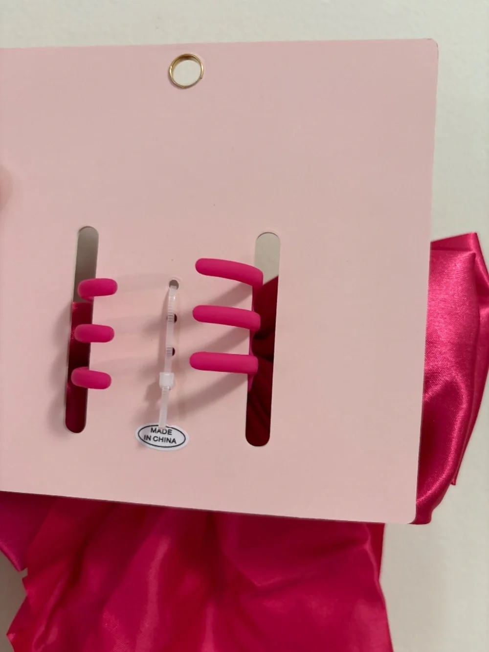 Juicy Couture Large Pink Bow Claw clip